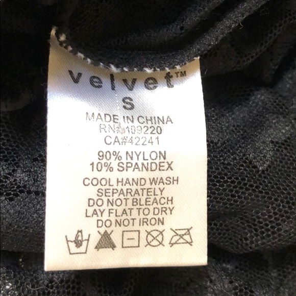 Velvet Floral Lace Leggings - Picture 10 of 10